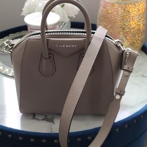 Givenchy Antigona Mini